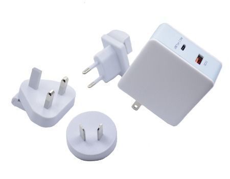 57W USB C mobile phone PD charger USB charger